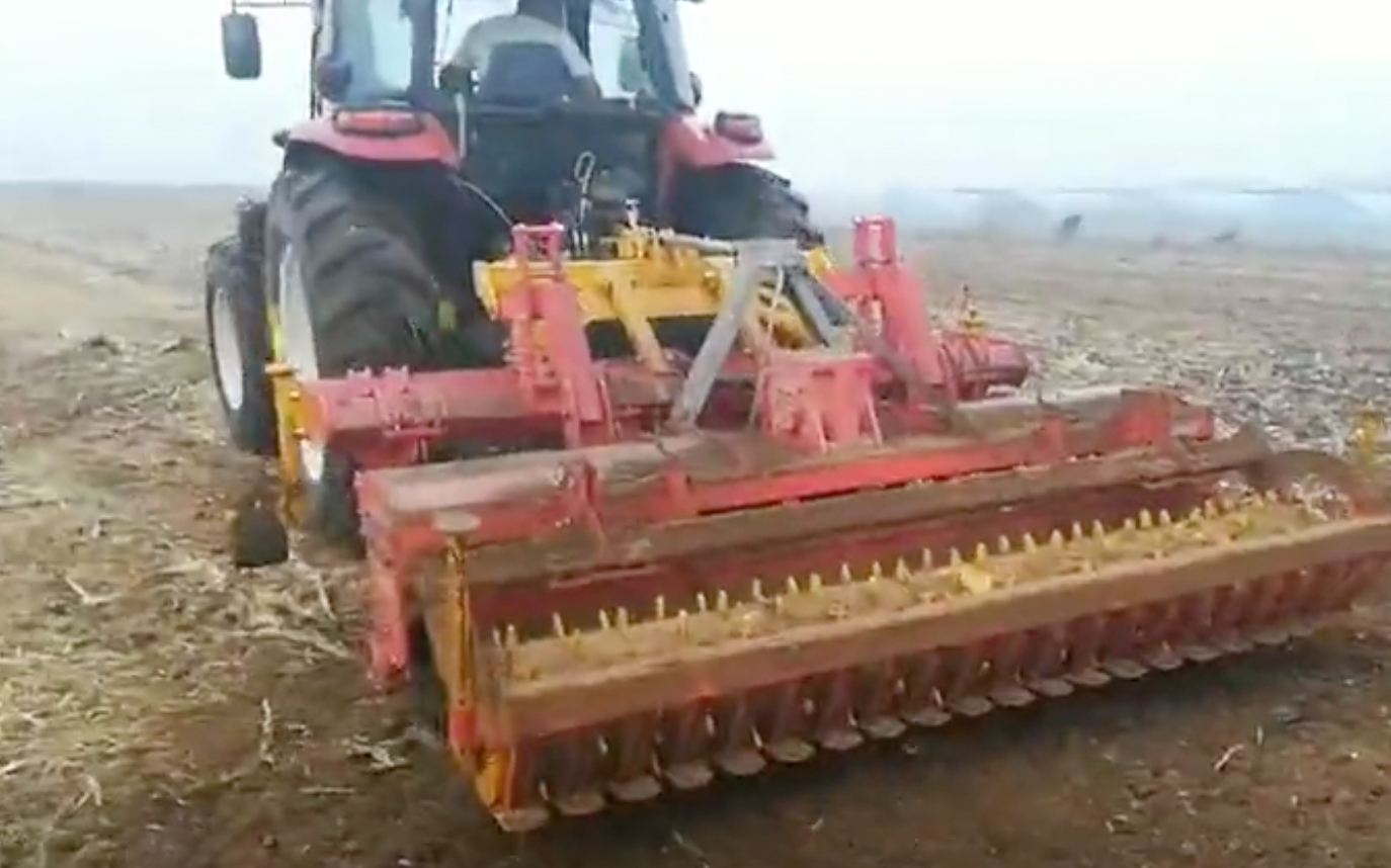 深松机，联合耕整机作业视频
